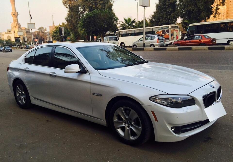 تأجير سيارة bmw 525 وايجار بي ام دبليو مع السائق للزفاف والسياحة