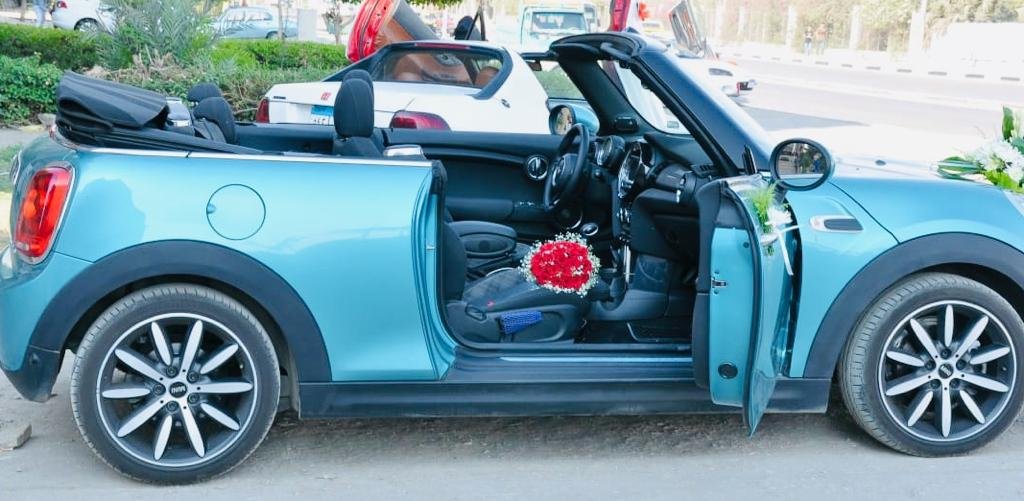 تأجير افضل سيارة للدعايا والزفاف ميني كوبر
