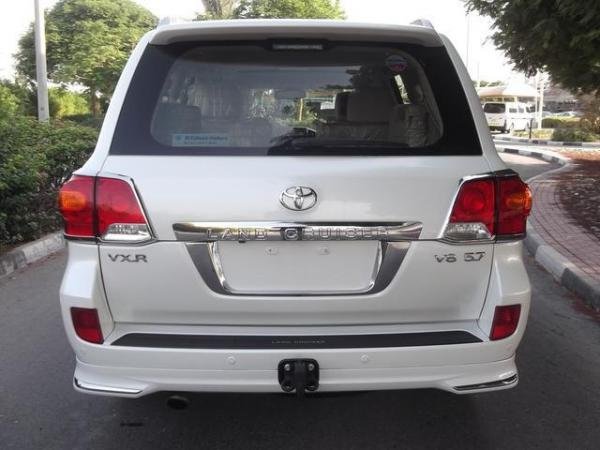 تأجير سيارت تويوتا لاند كروزر سيارات دفع رباعي في مصر